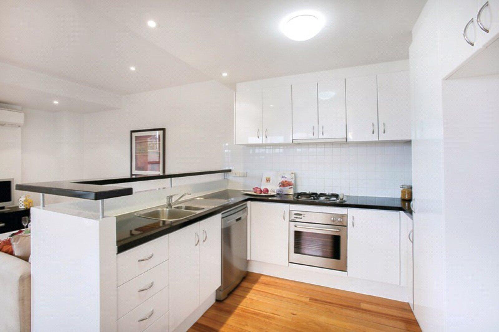 2/38 MacFarlan Street, South Yarra, 3141