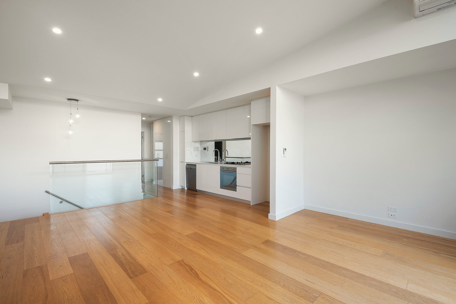 2/392 Belmore Road, Mont Albert North, 3129