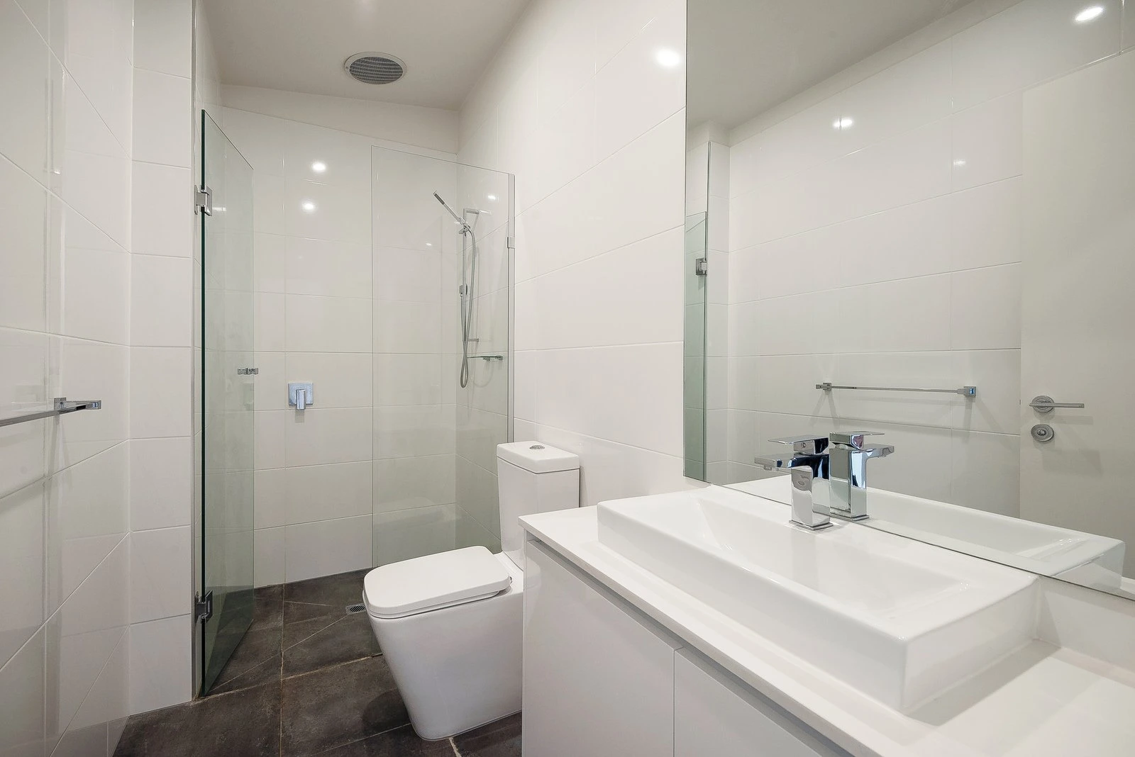 2/392 Belmore Road, Mont Albert North, 3129