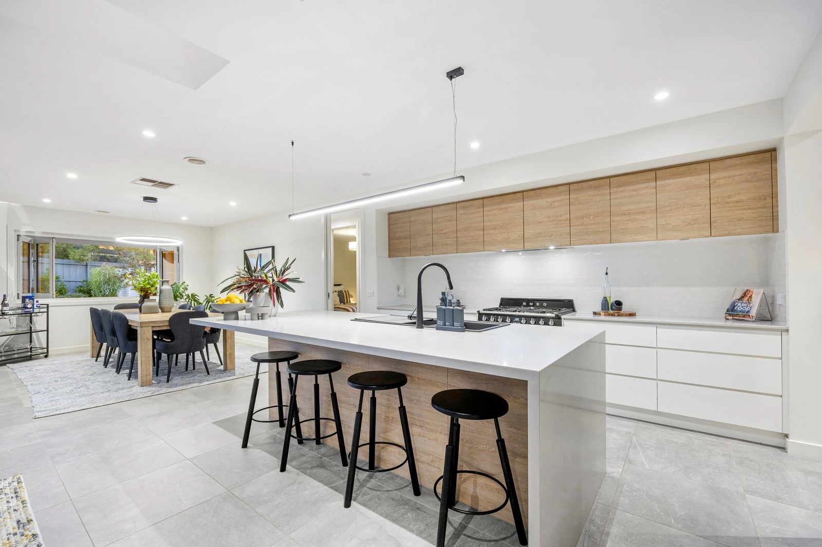 24 Yewers Avenue, Mount Eliza, 3930