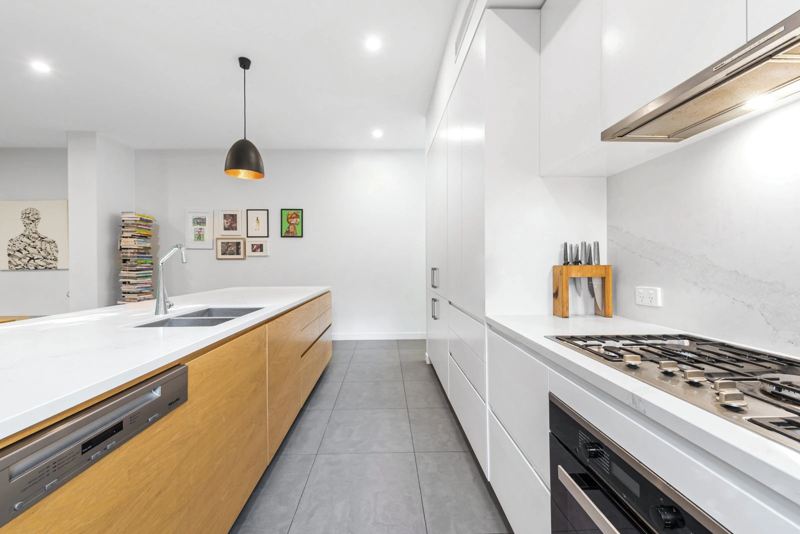 24 Bowen Street, Kew, 3101