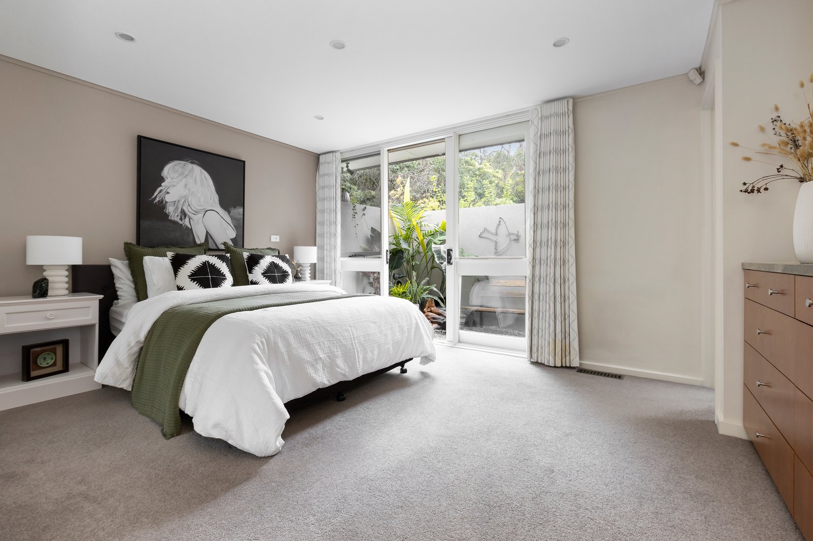 24 Chaim Court, Donvale, 3111