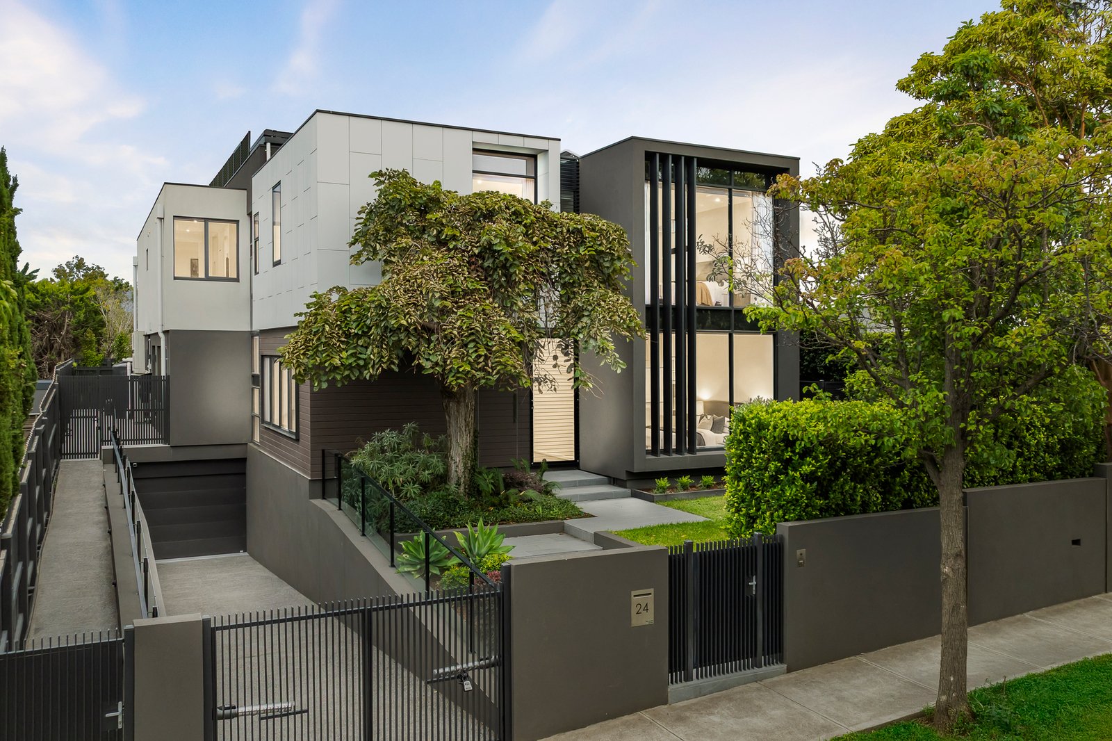 24 Glen Street, Hawthorn, 3122