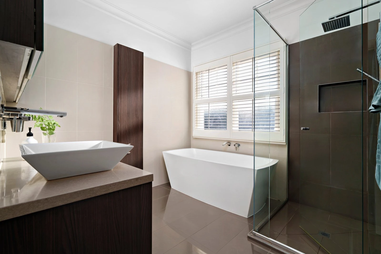 24 Grandview Road, Glen Iris, 3146