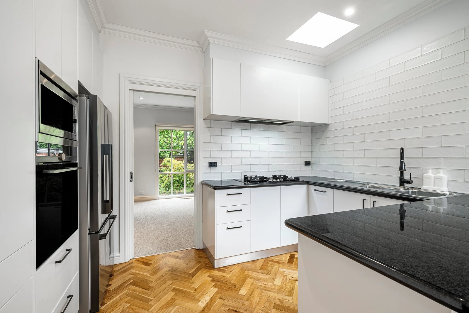 2/406 Wattletree Road, Malvern East, 3145