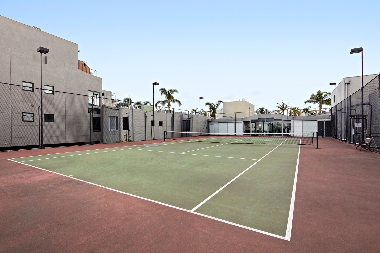 24/15 Beach Street, Port Melbourne, 3207