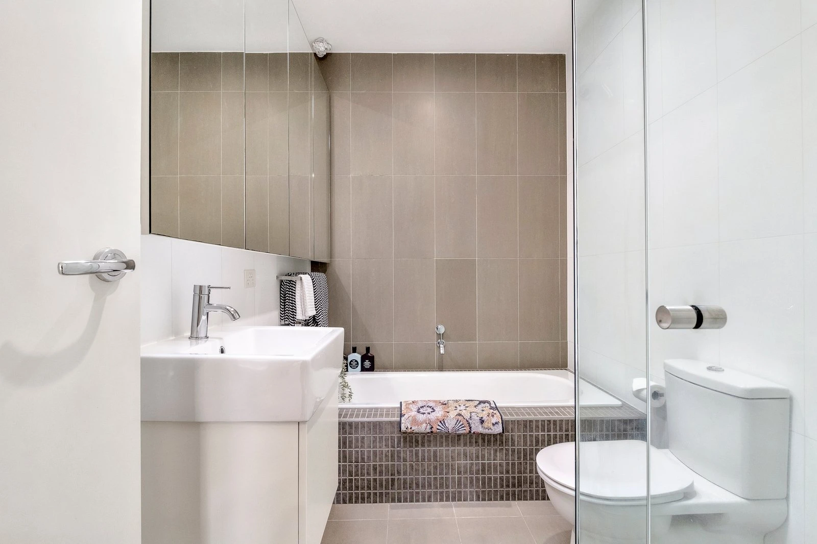 24a Wellington Street, Kew, 3101
