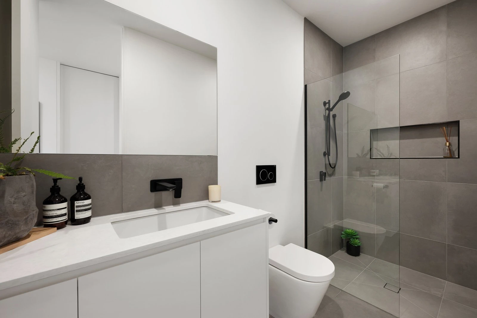 24B Stewart Street, Ormond, 3204