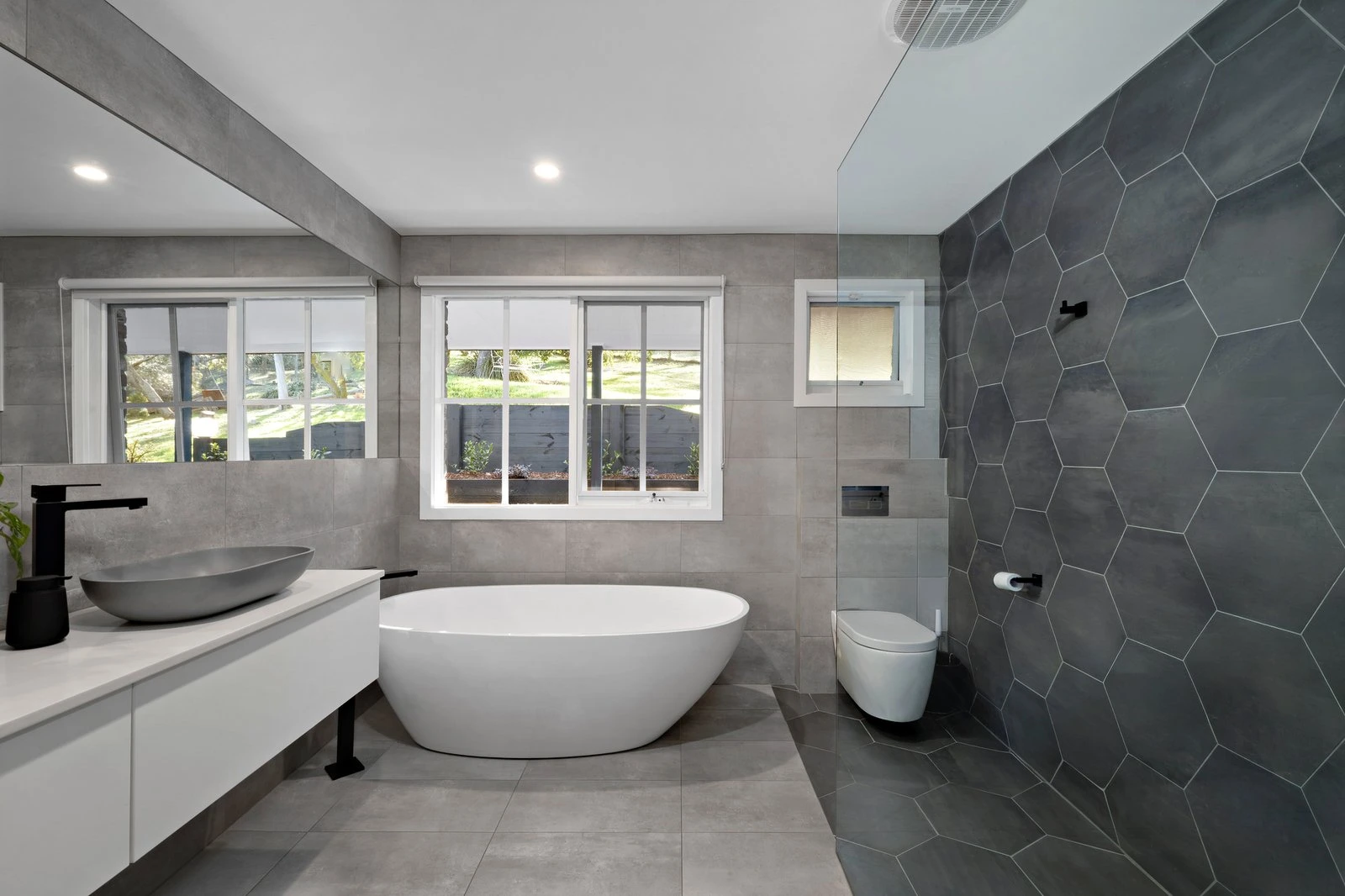 25-27 Eumeralla Grove, Mount Eliza, 3930