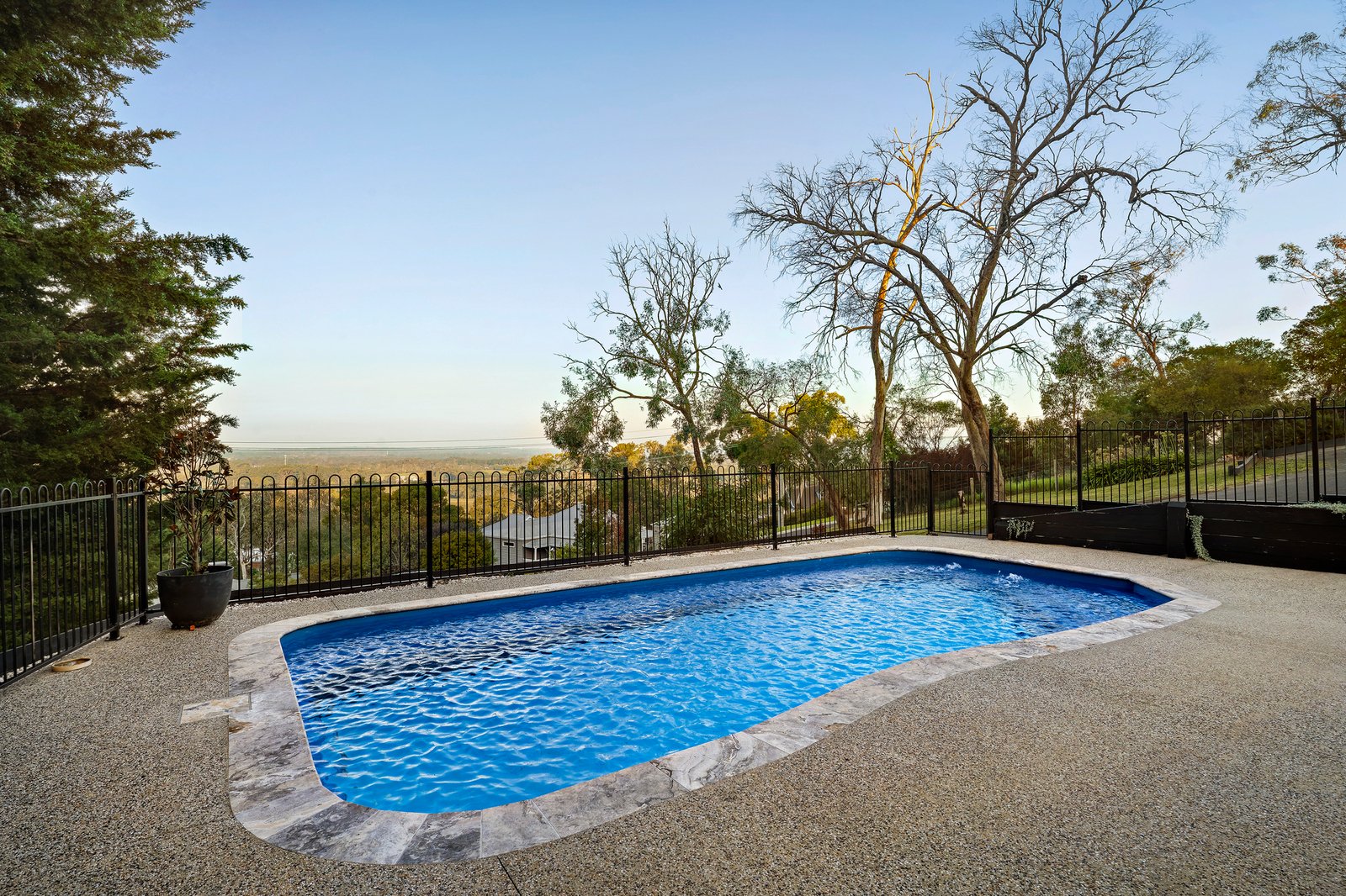 25-27 Eumeralla Grove, Mount Eliza, 3930