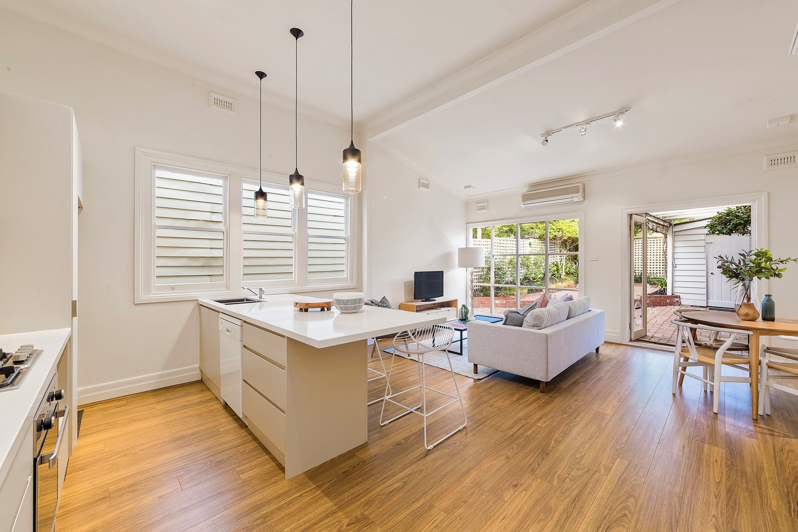 25 Downshire Road, Elsternwick, 3185
