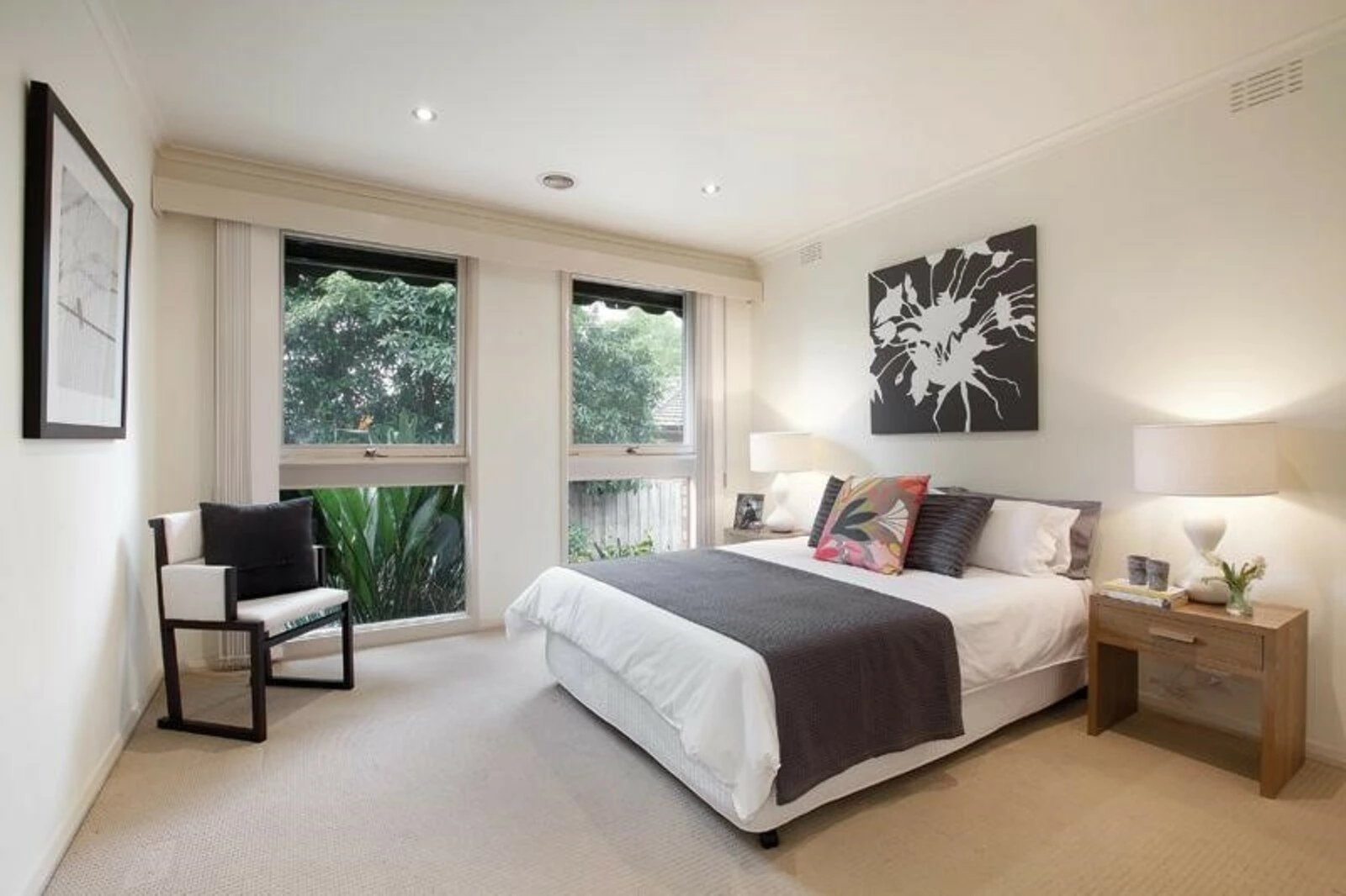 2/5 Erica Avenue, Glen Iris, 3146
