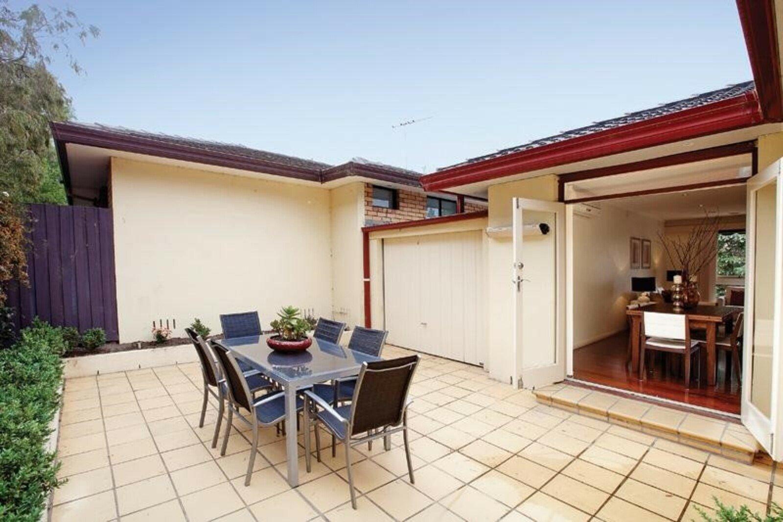 2/5 Erica Avenue, Glen Iris, 3146