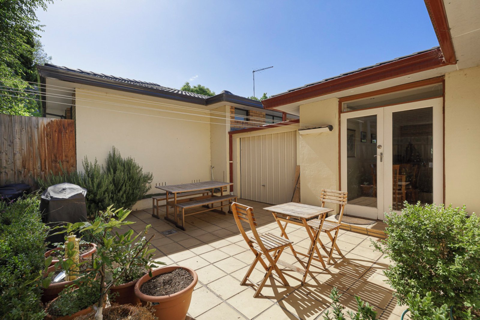 2/5 Erica Avenue, Glen Iris, 3146