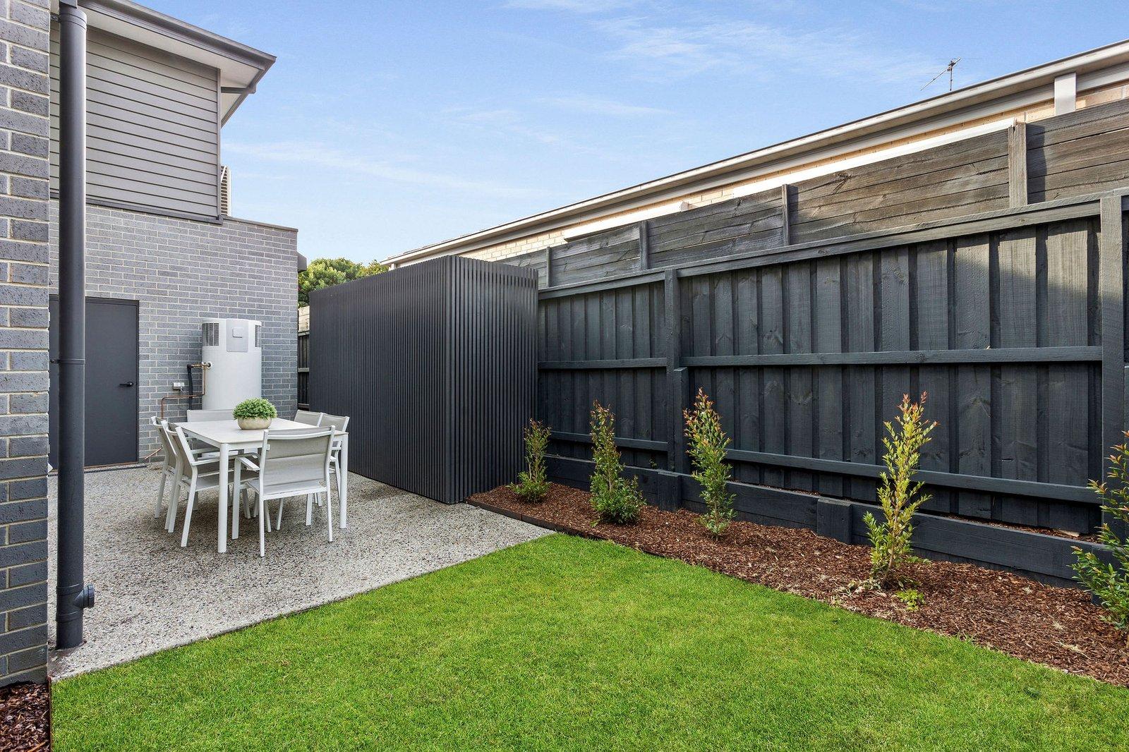 2/5 George Street, Mornington, 3931
