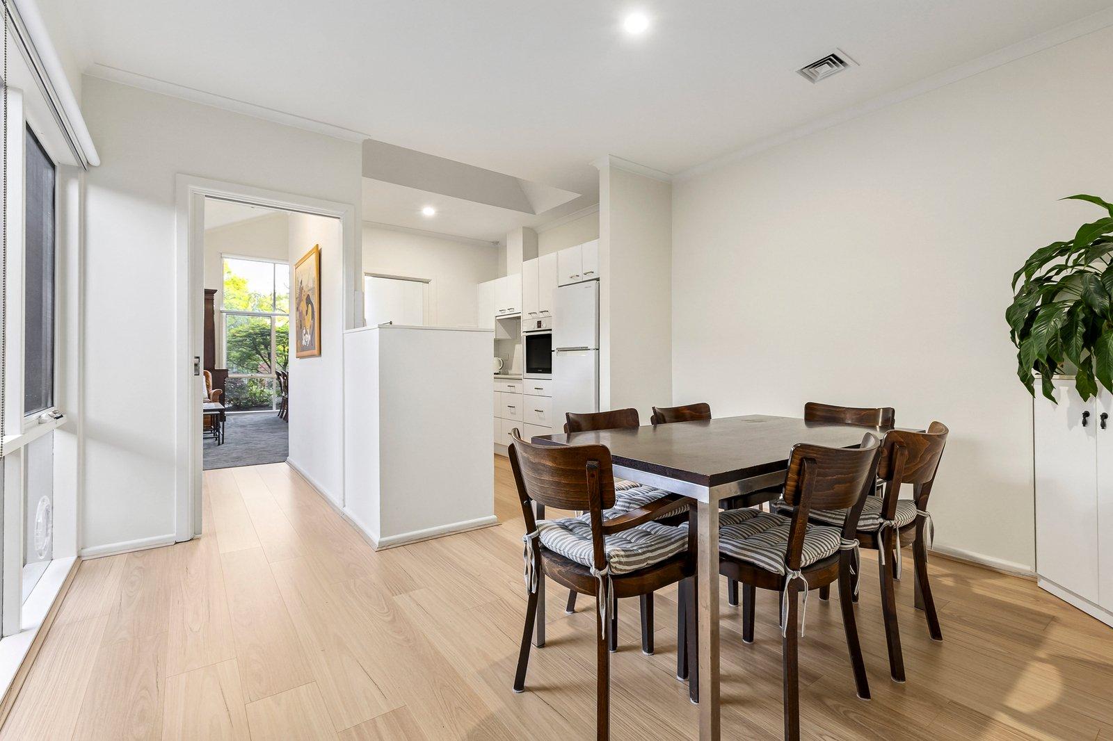 2/5 Leeds Street, Canterbury, 3126