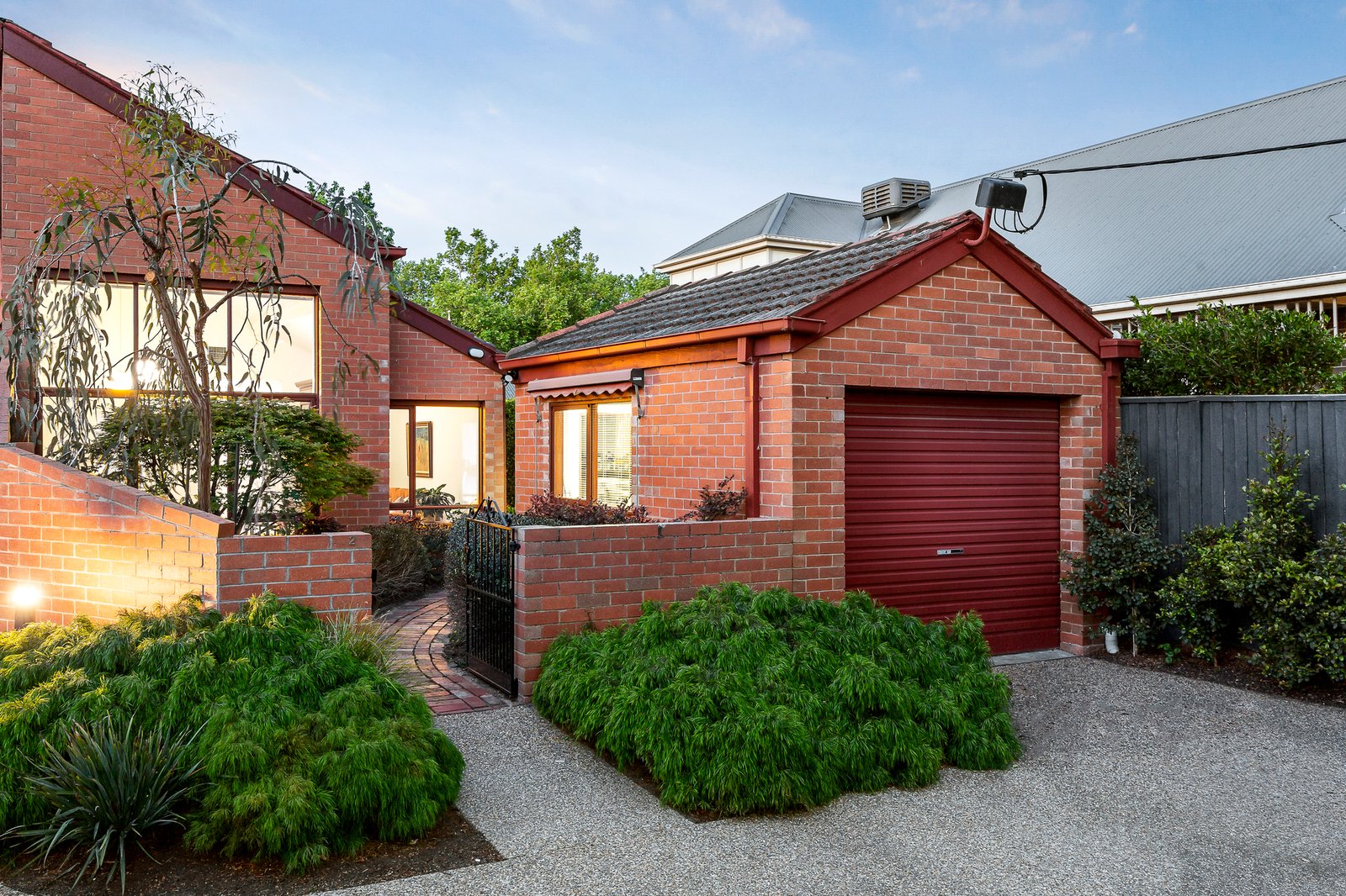 2/5 Leeds Street, Canterbury, 3126