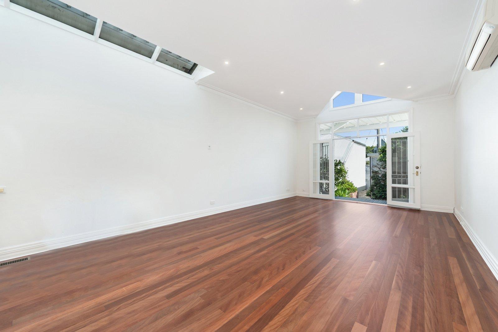 251 Esplanade East, Port Melbourne, 3207