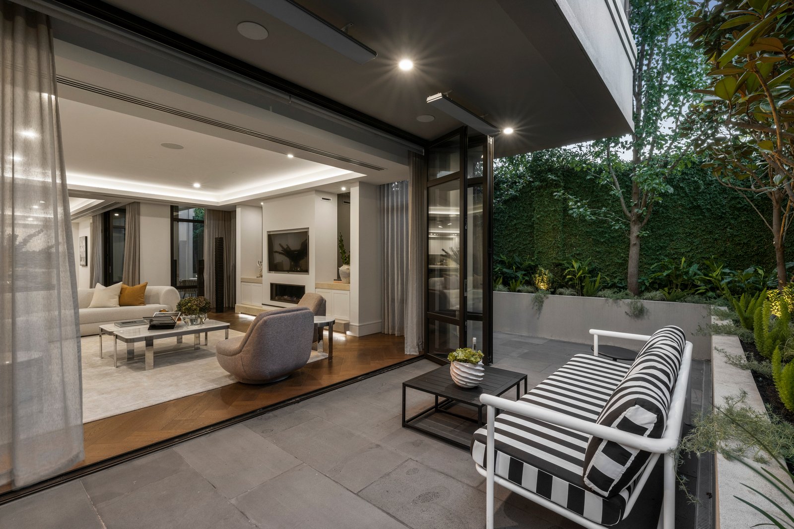 2/6 Lindsay Street, Brighton, 3186