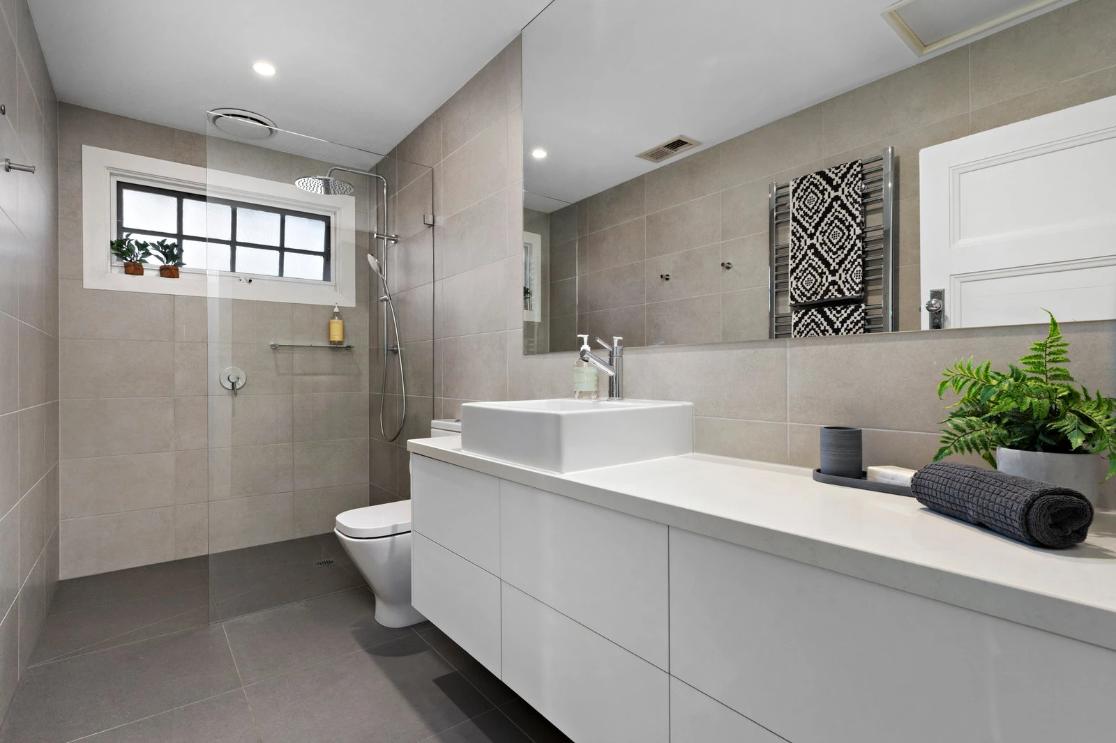 26 Salisbury Avenue, Mont Albert, 3127