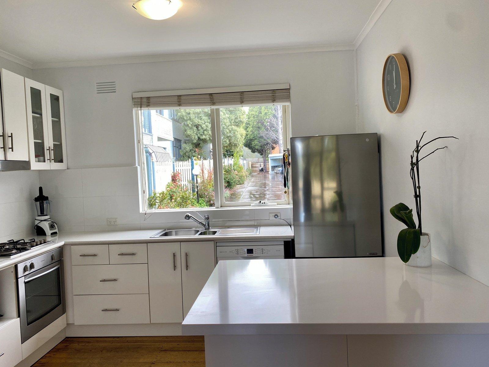 2/618 Inkerman Road, Caulfield North, 3161