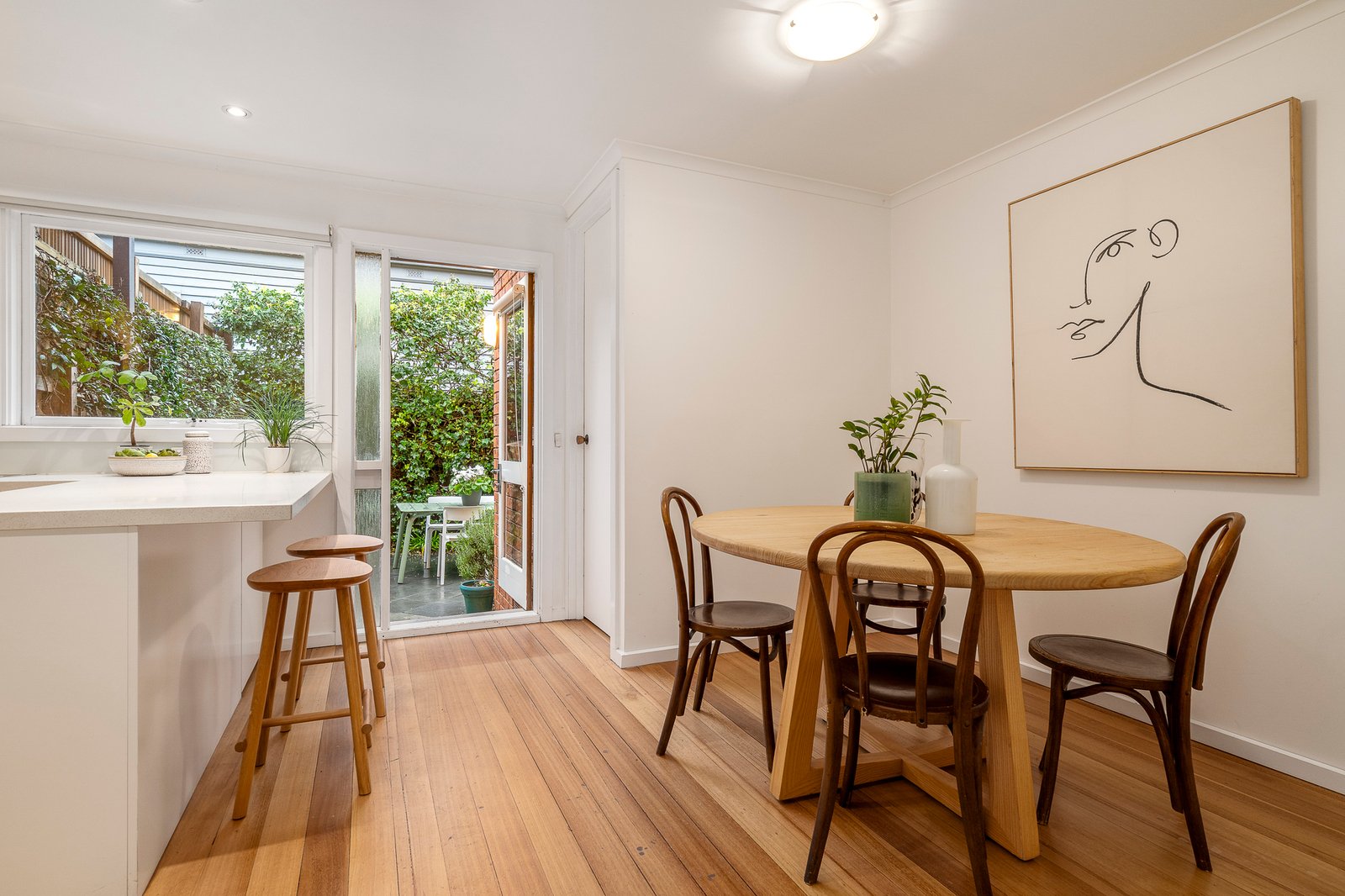 2/63 Campbell Road, Hawthorn East, 3123