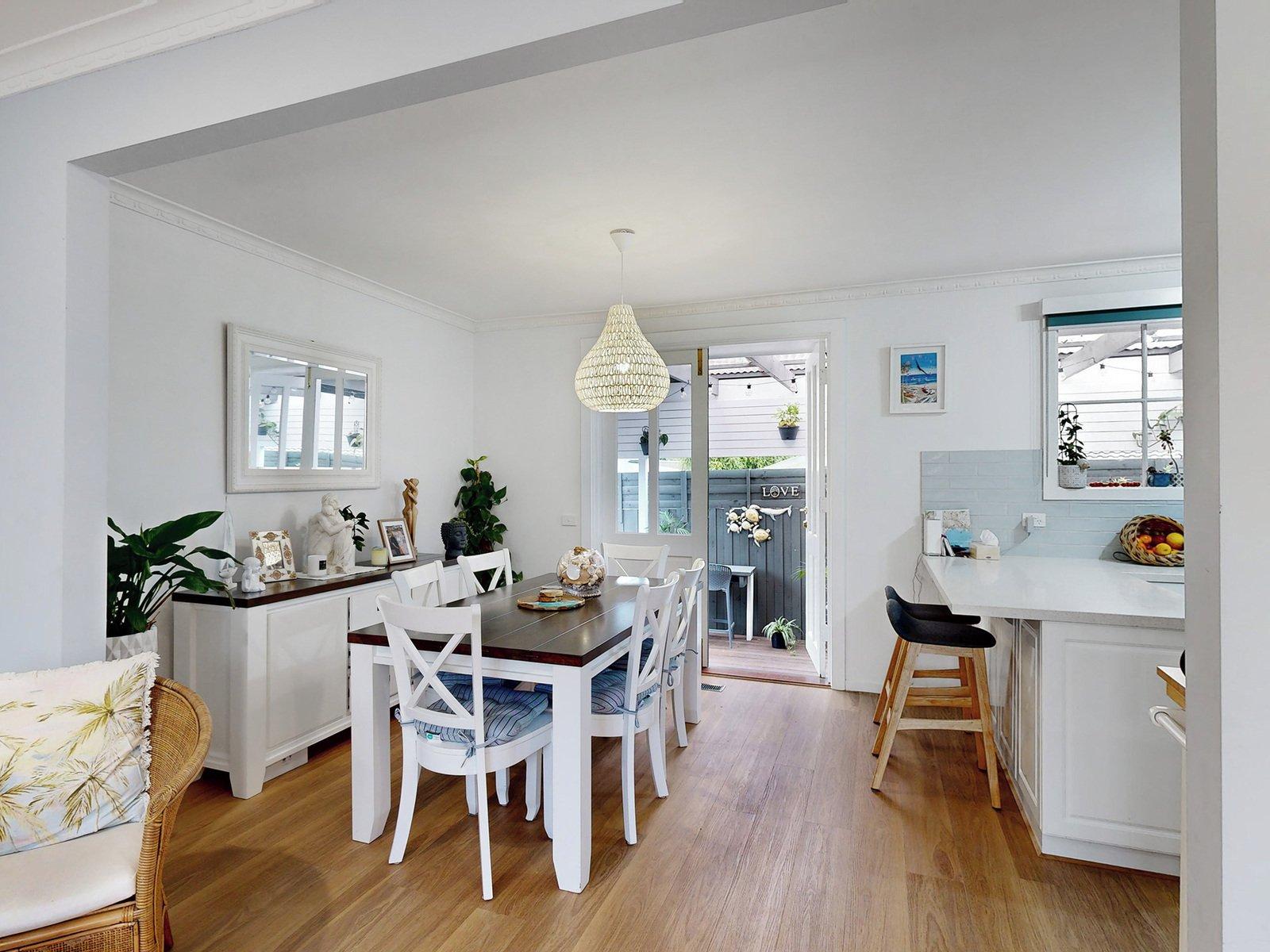 2/647 Esplanade, Mornington, 3931