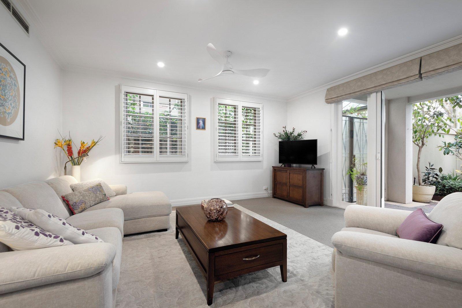 2/679 Toorak Road, Toorak, 3142