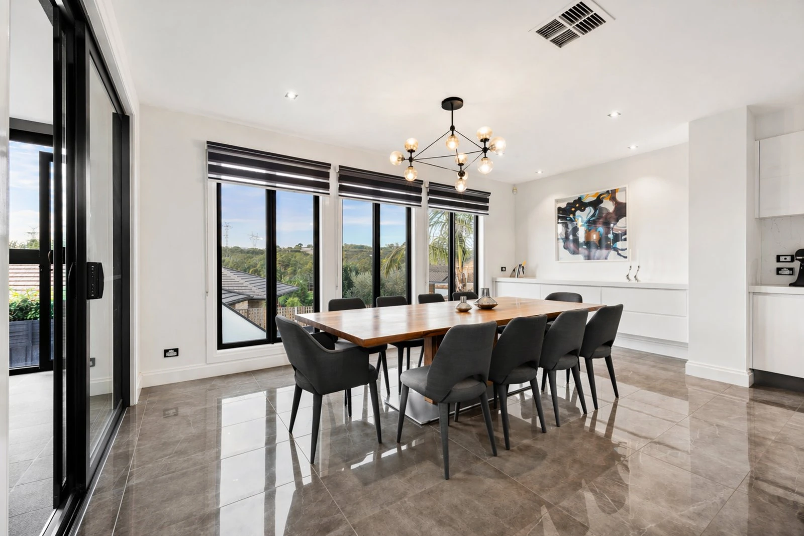 27 Treevalley Drive, Doncaster East, 3109