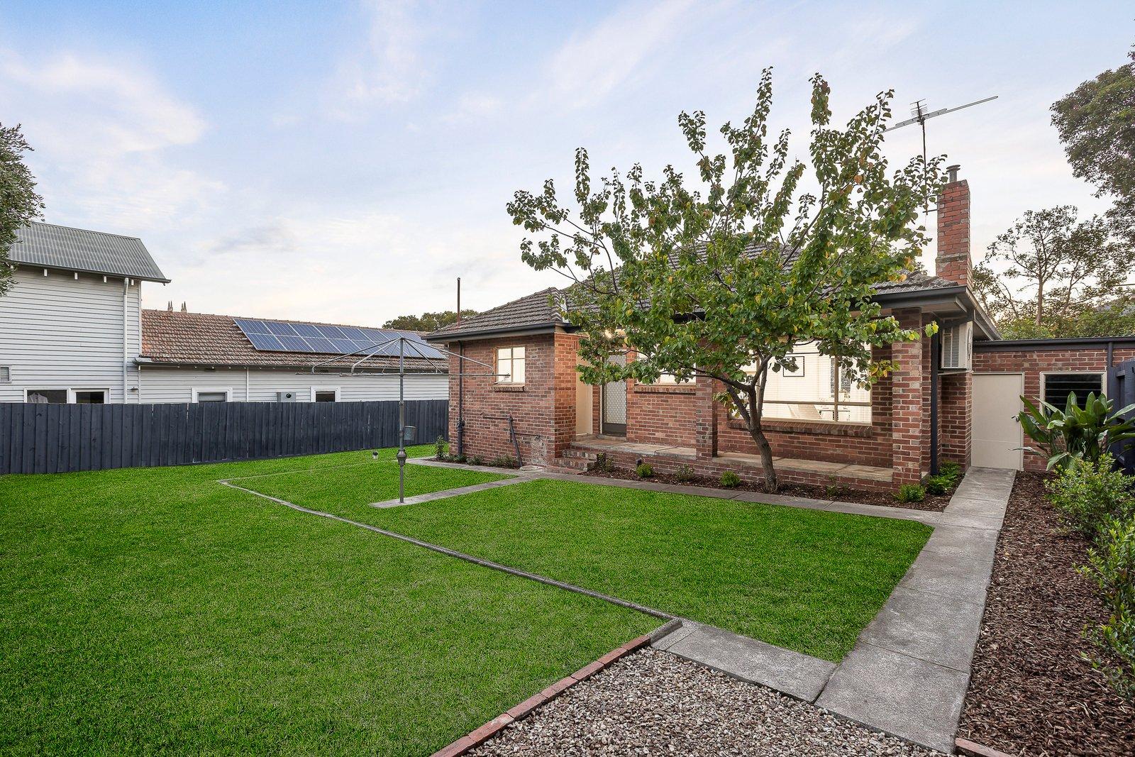 27 Compton Street, Canterbury, 3126