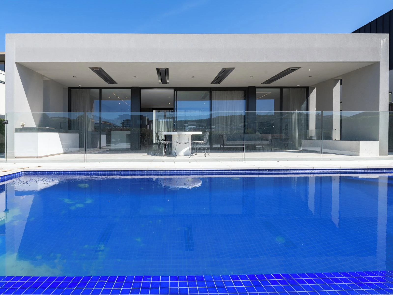27 Helsal Point, Safety Beach, 3936