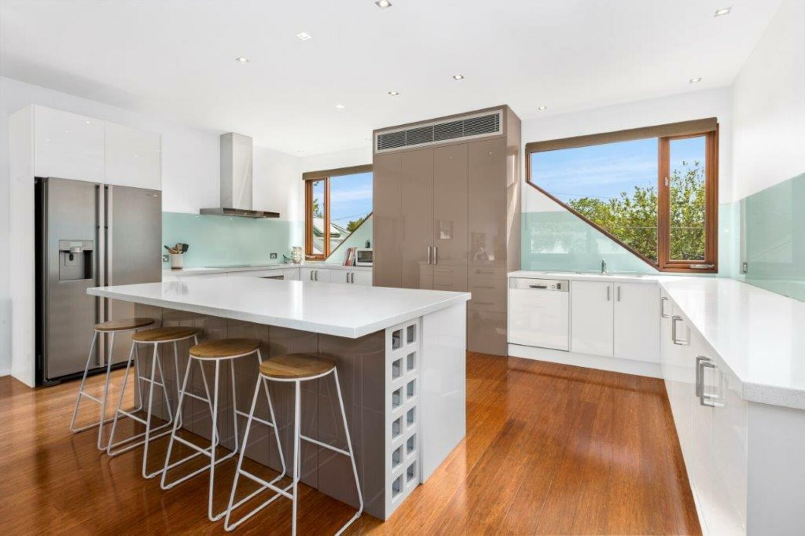 272 Barkly Street, St Kilda, 3182