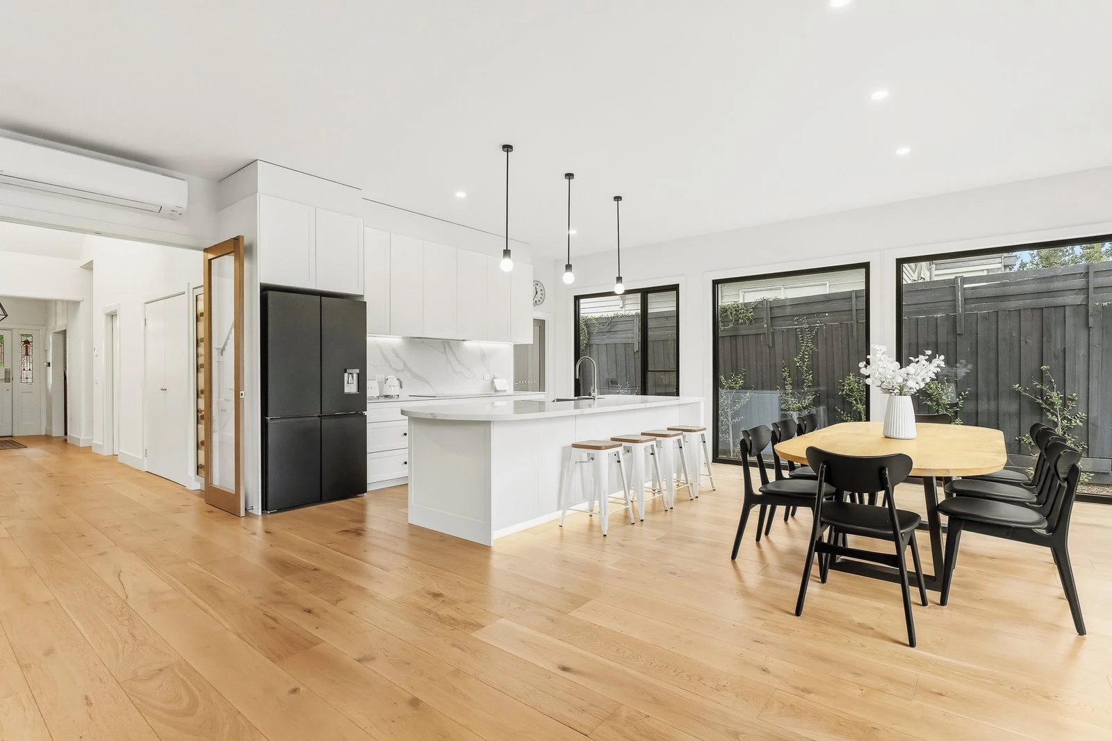 28 Renwick Street, Glen Iris, 3146