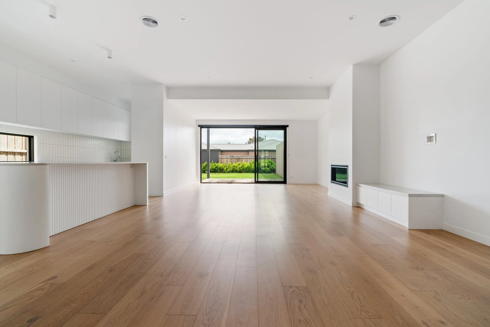 28A Carnoustie Grove, Mornington, 3931