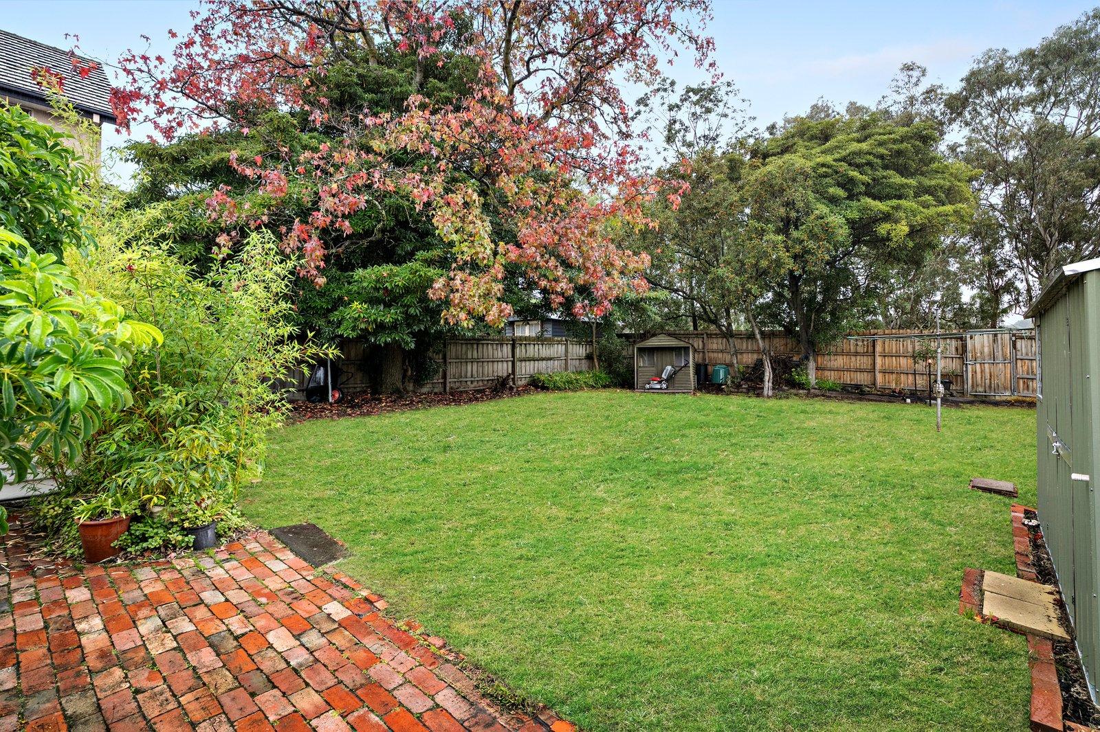 29 Sutherland Avenue, Kew East, 3102