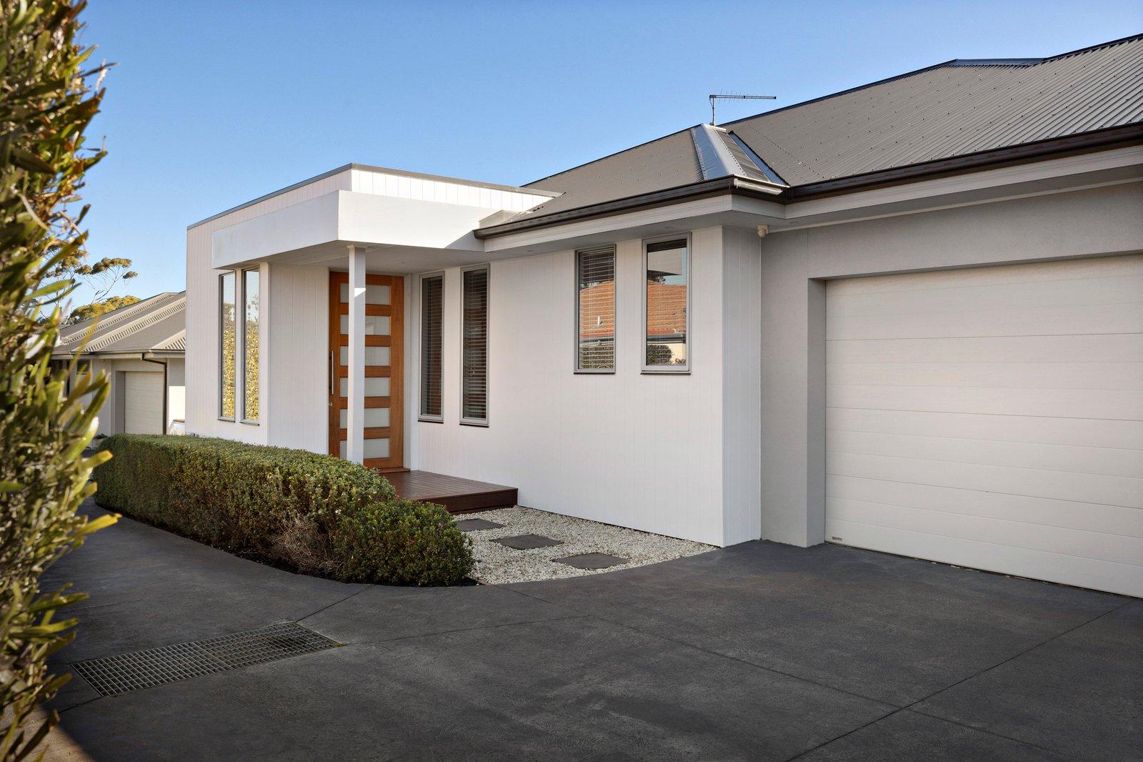 2/90 Beleura Hill Road, Mornington, 3931