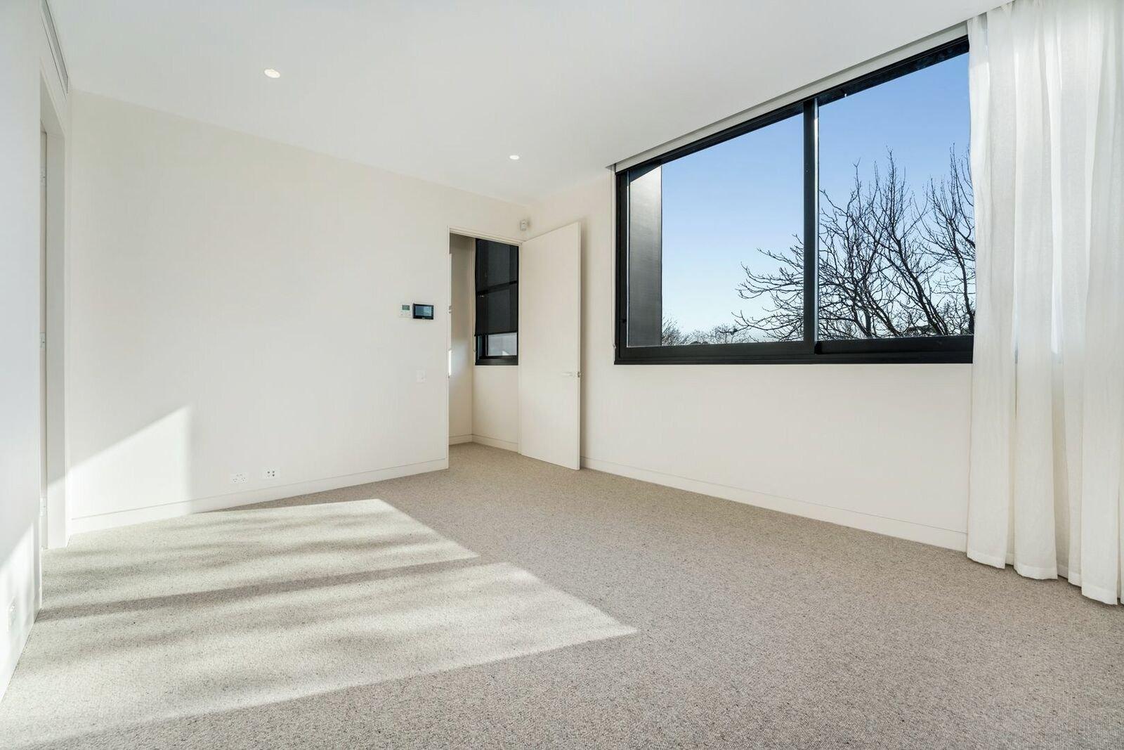 2/92 Brougham Street, Kew, 3101