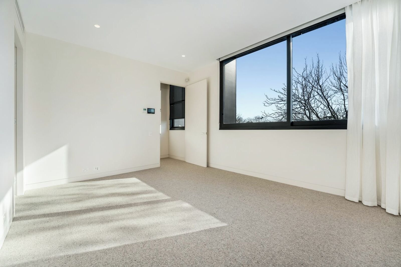 2/92 Brougham Street, Kew, 3101