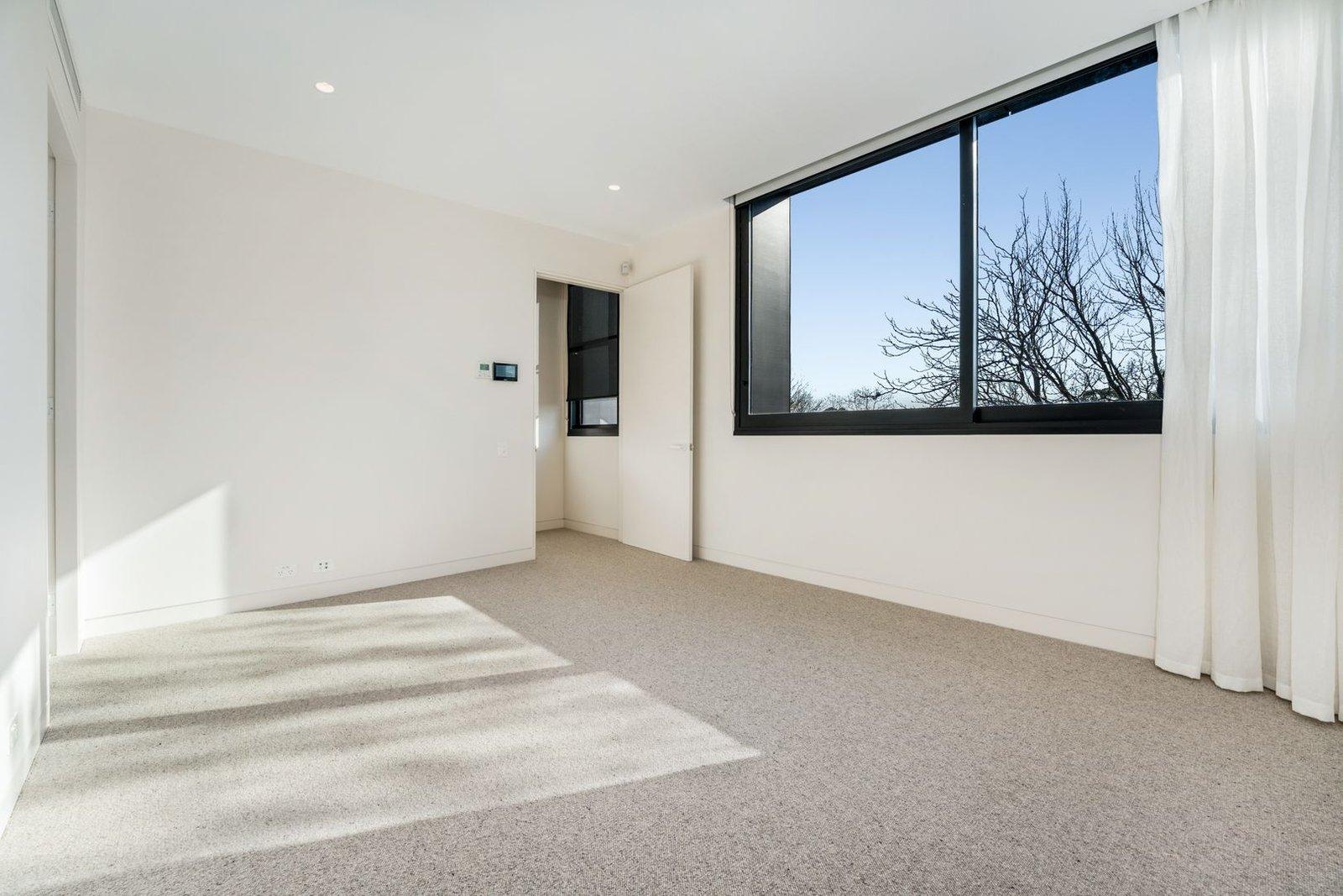 2/92 Brougham Street, Kew, 3101