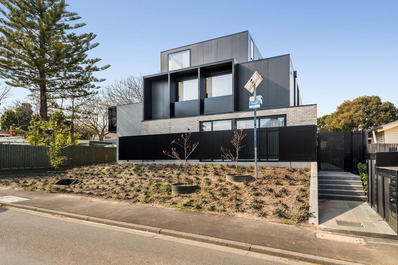 2/92 Brougham Street, Kew, 3101