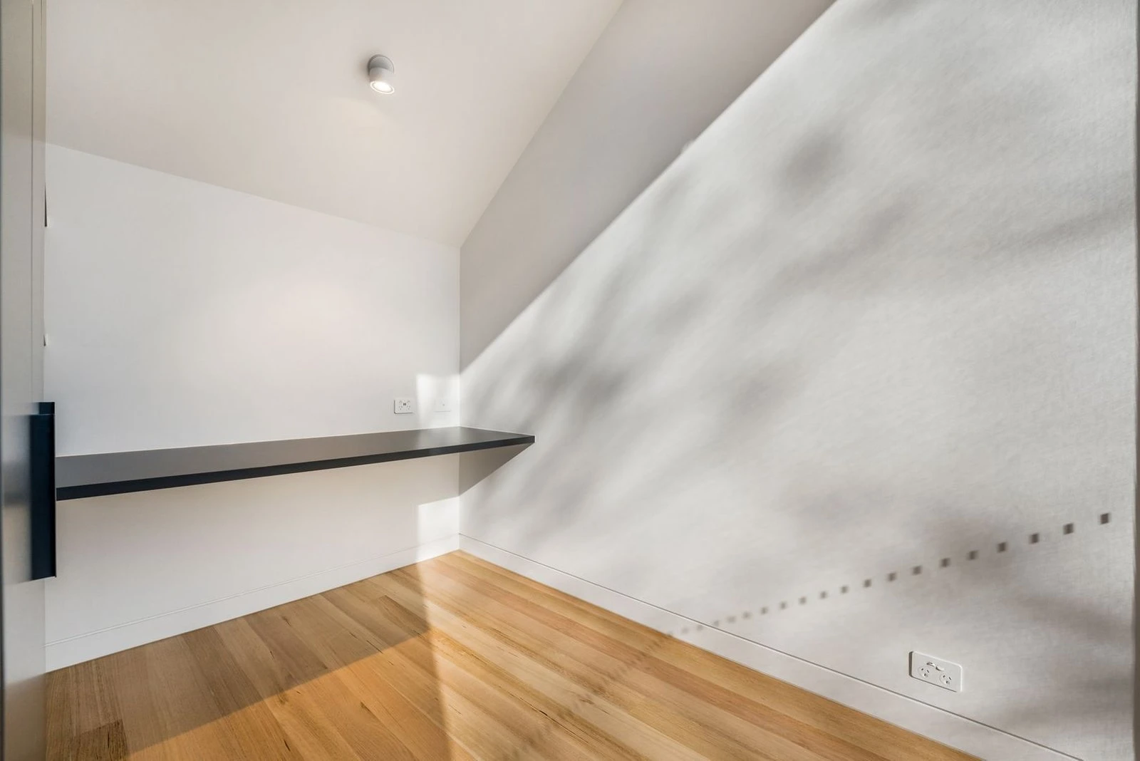 2/92 Brougham Street, Kew, 3101