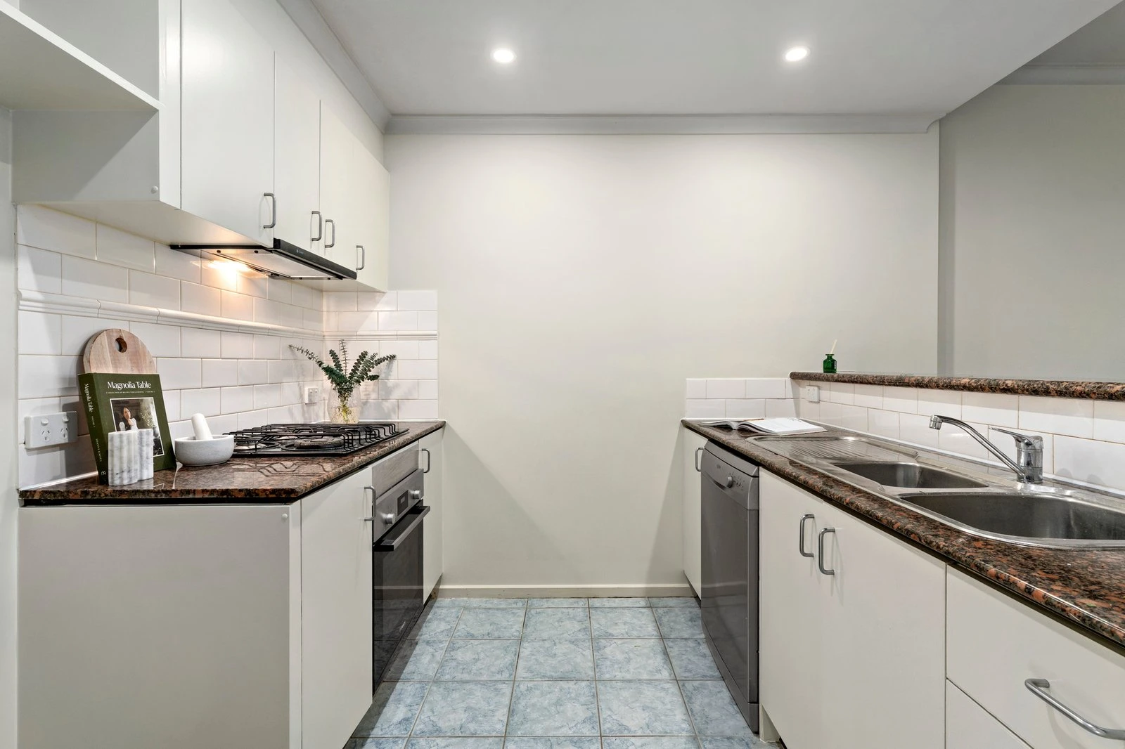2/98 Wells Street, Southbank, 3006
