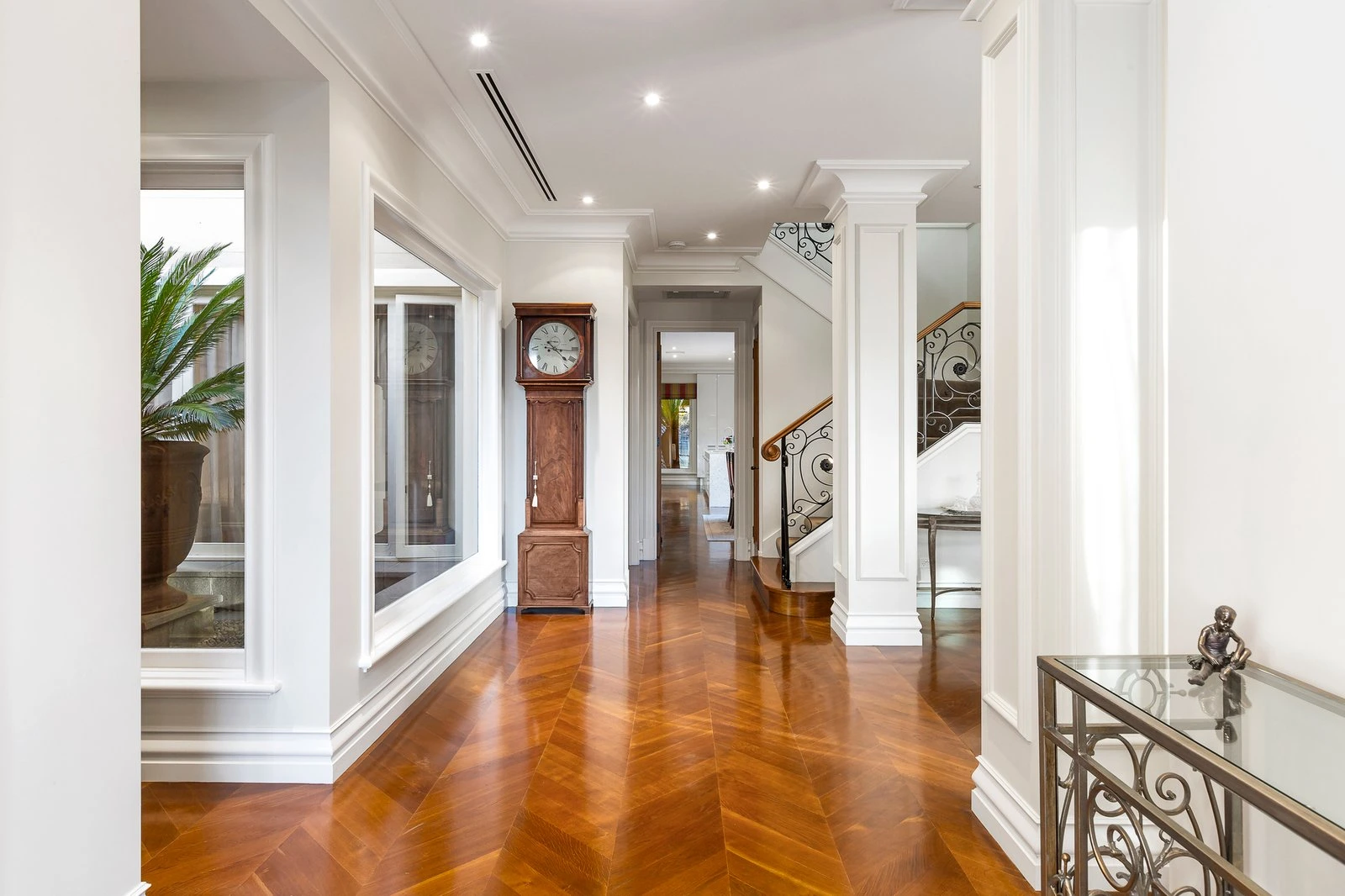 2a Georgian Court, Balwyn, 3103