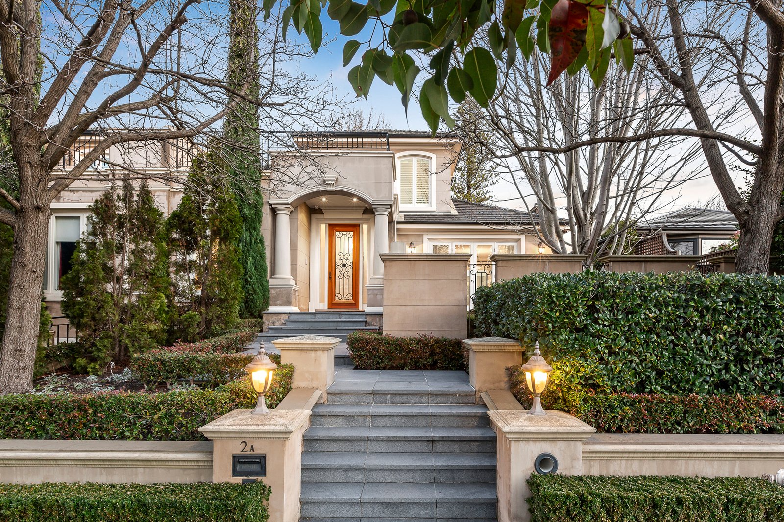 2a Georgian Court, Balwyn, 3103