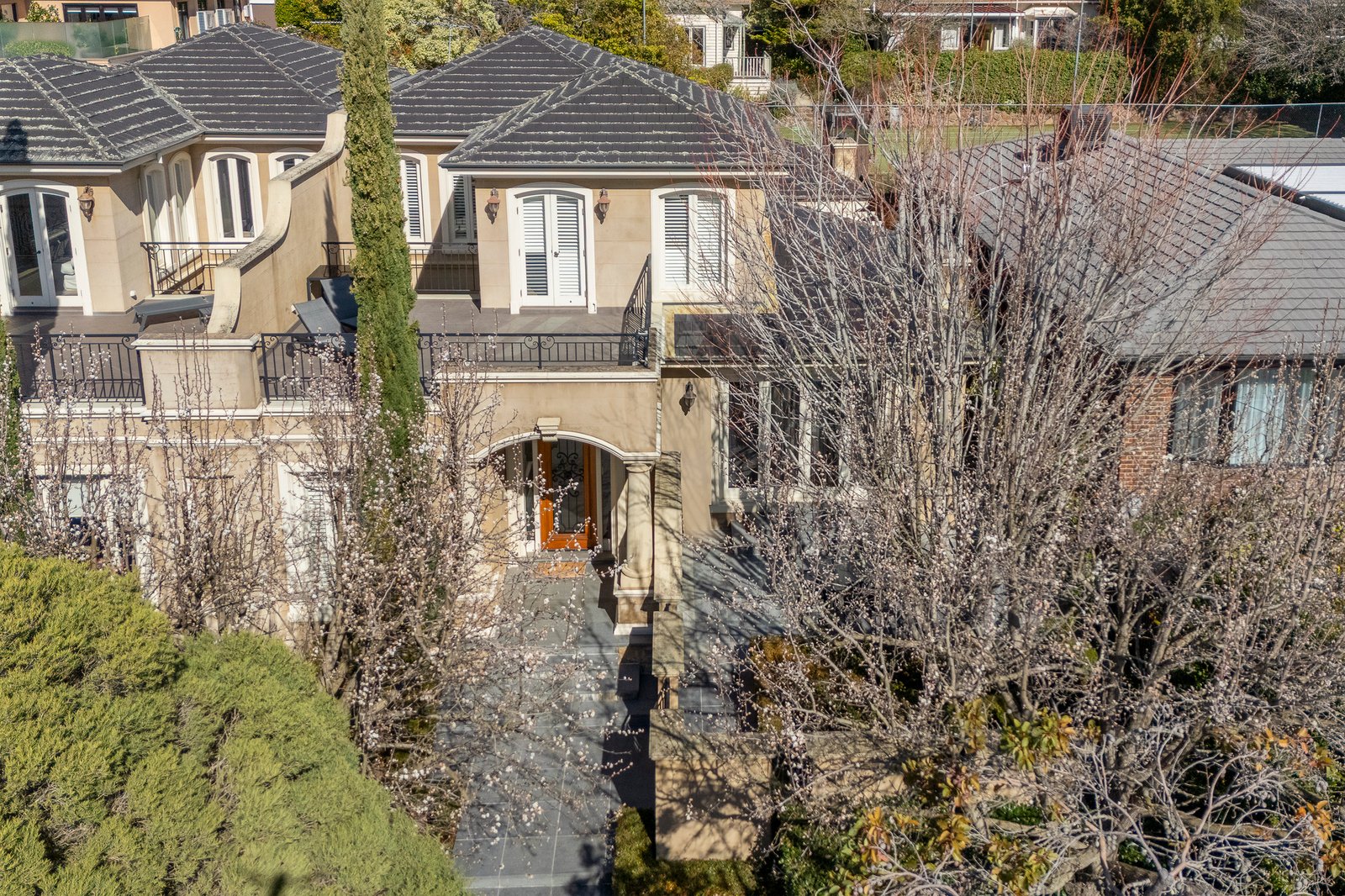2a Georgian Court, Balwyn, 3103
