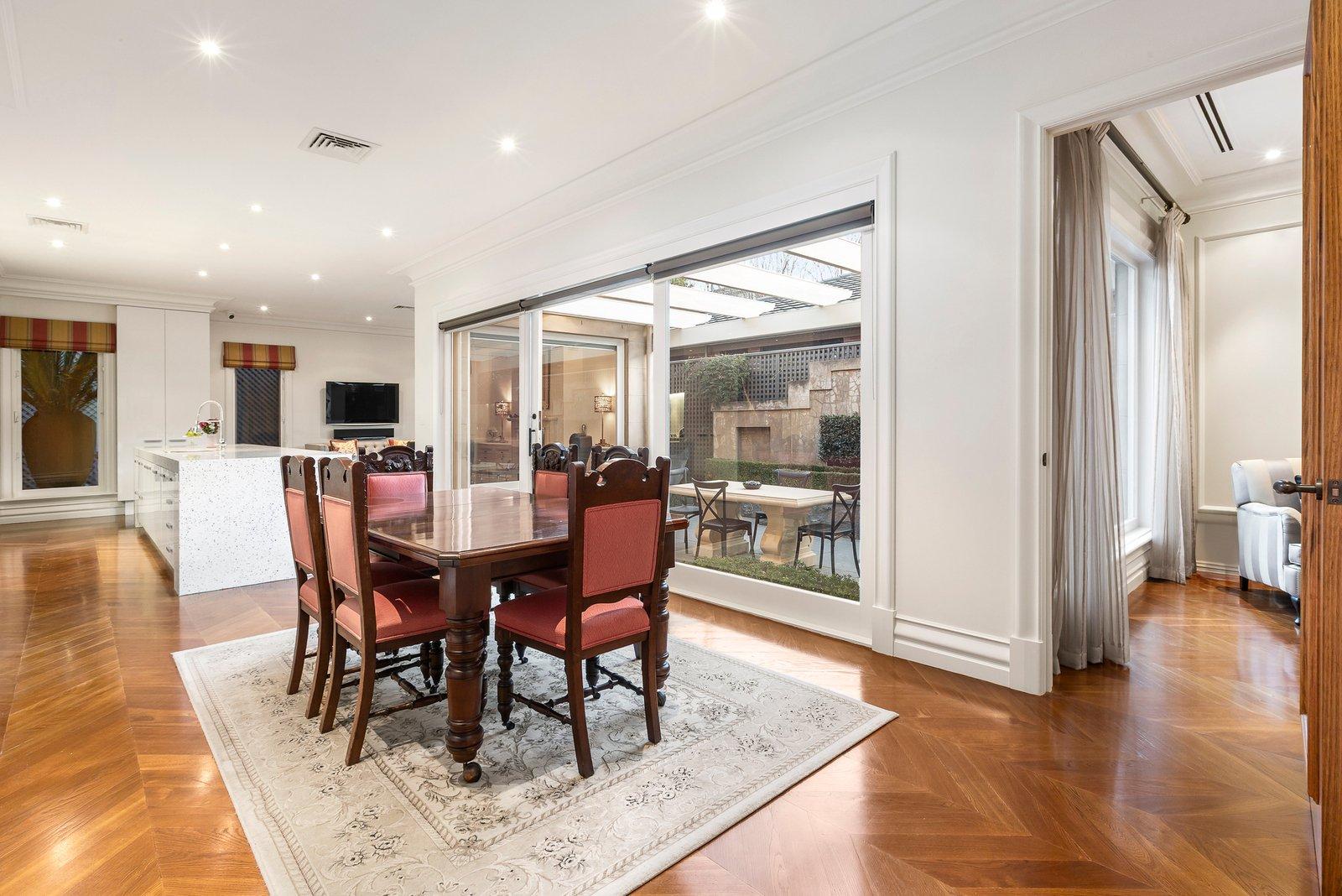 2a Georgian Court, Balwyn, 3103
