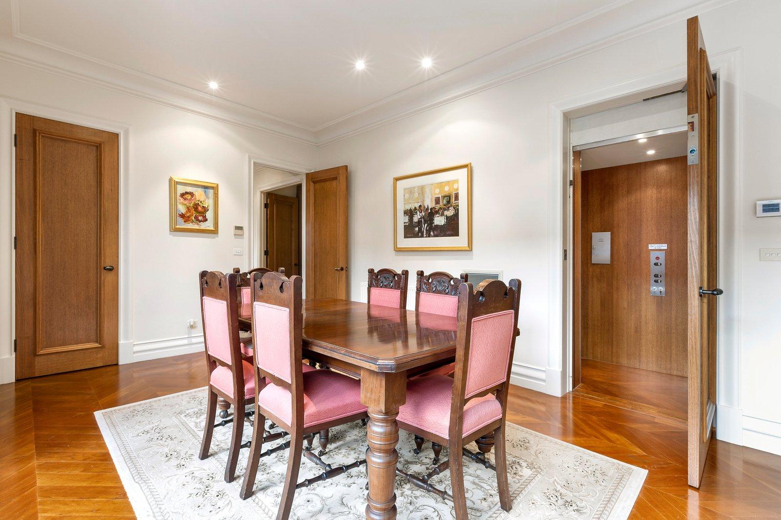 2a Georgian Court, Balwyn, 3103