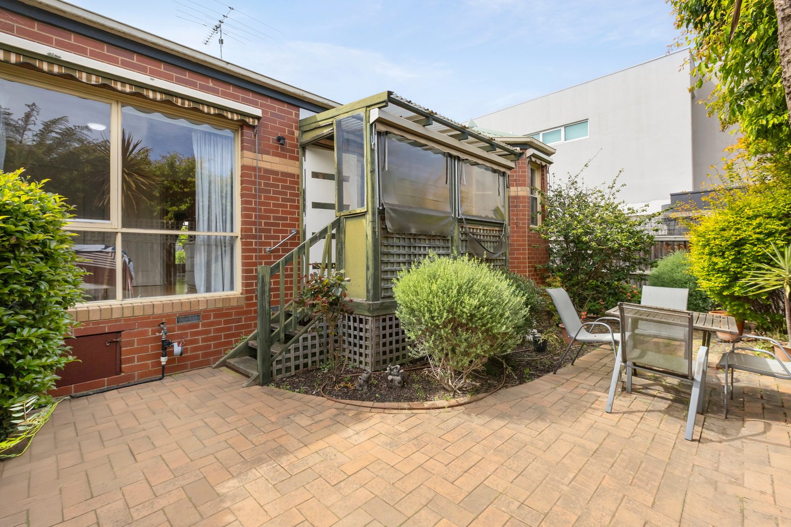 2C Russell Street, Surrey Hills, 3127