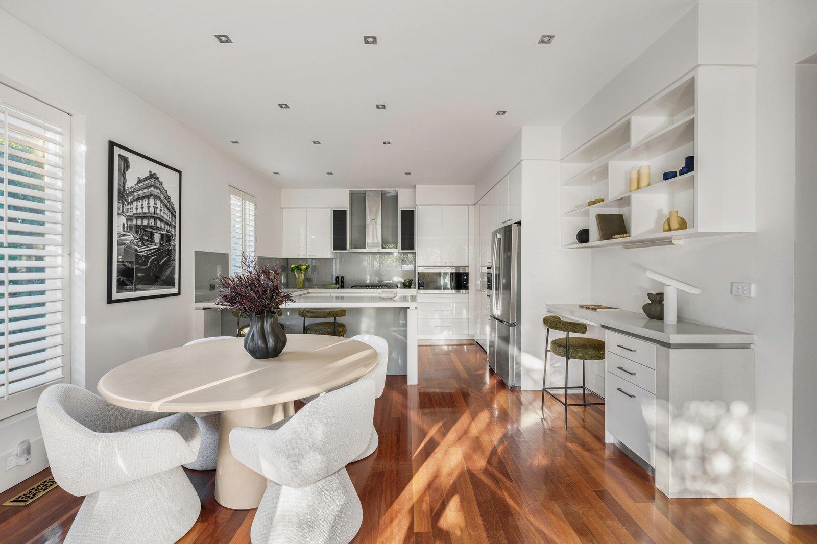 30 Hopetoun Road, Toorak, 3142