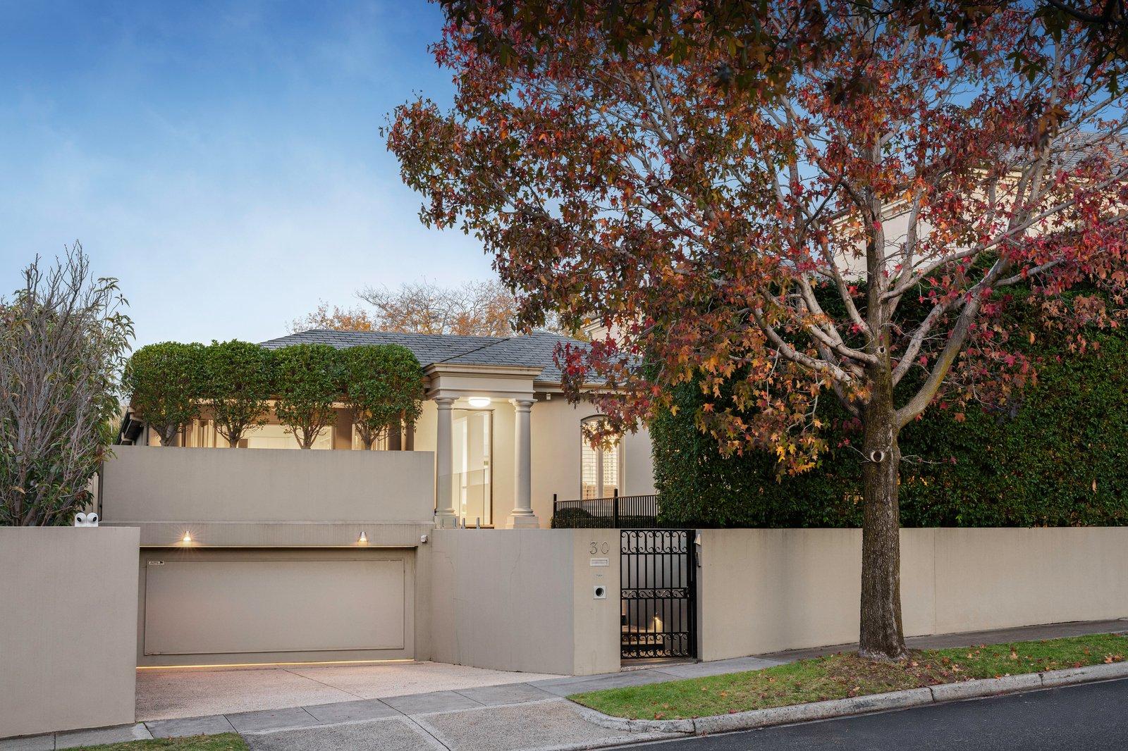 30 Hopetoun Road, Toorak, 3142